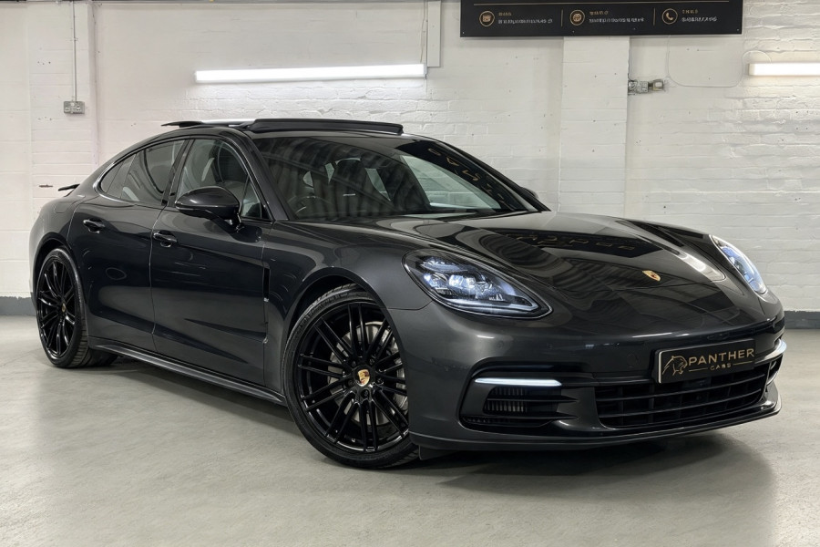 Porsche Panamera 